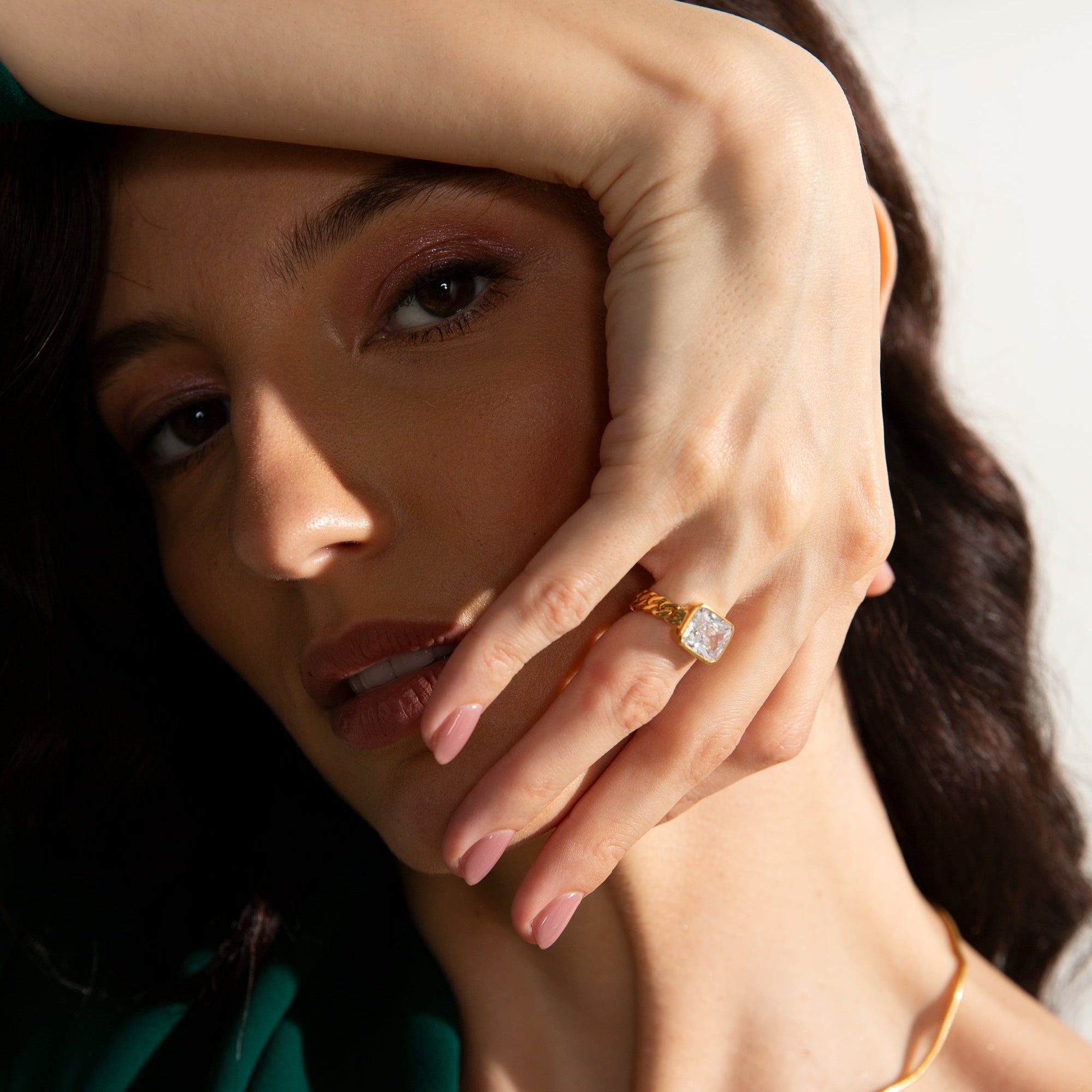 The Aphrodite Diamond Ring