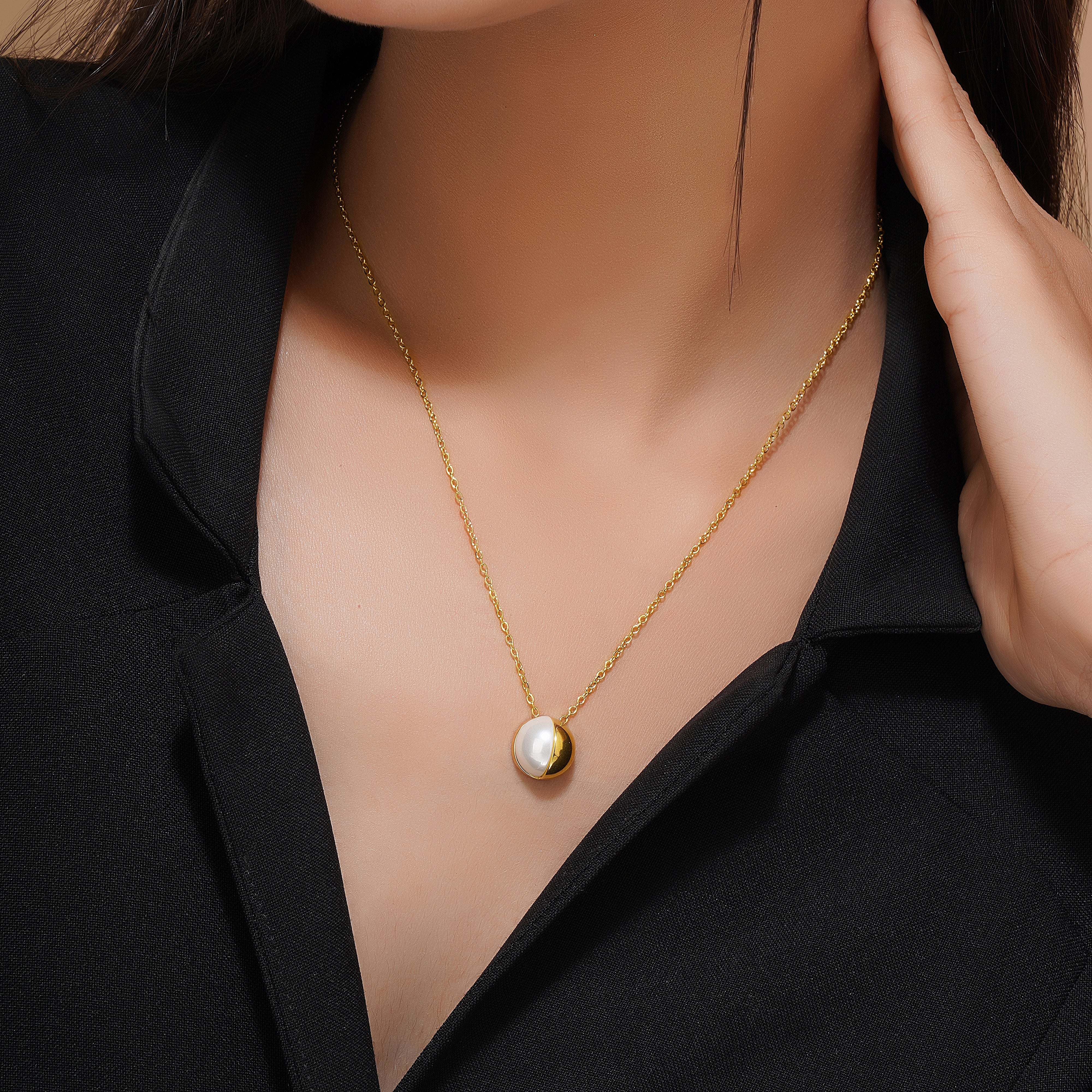 Maya Goldstone Necklace