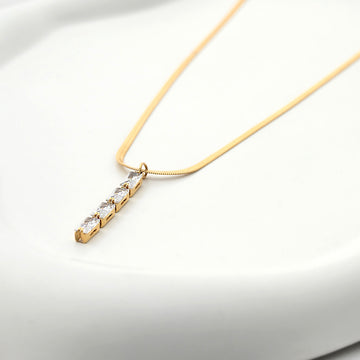 Diamond Luxe Bar Pendant