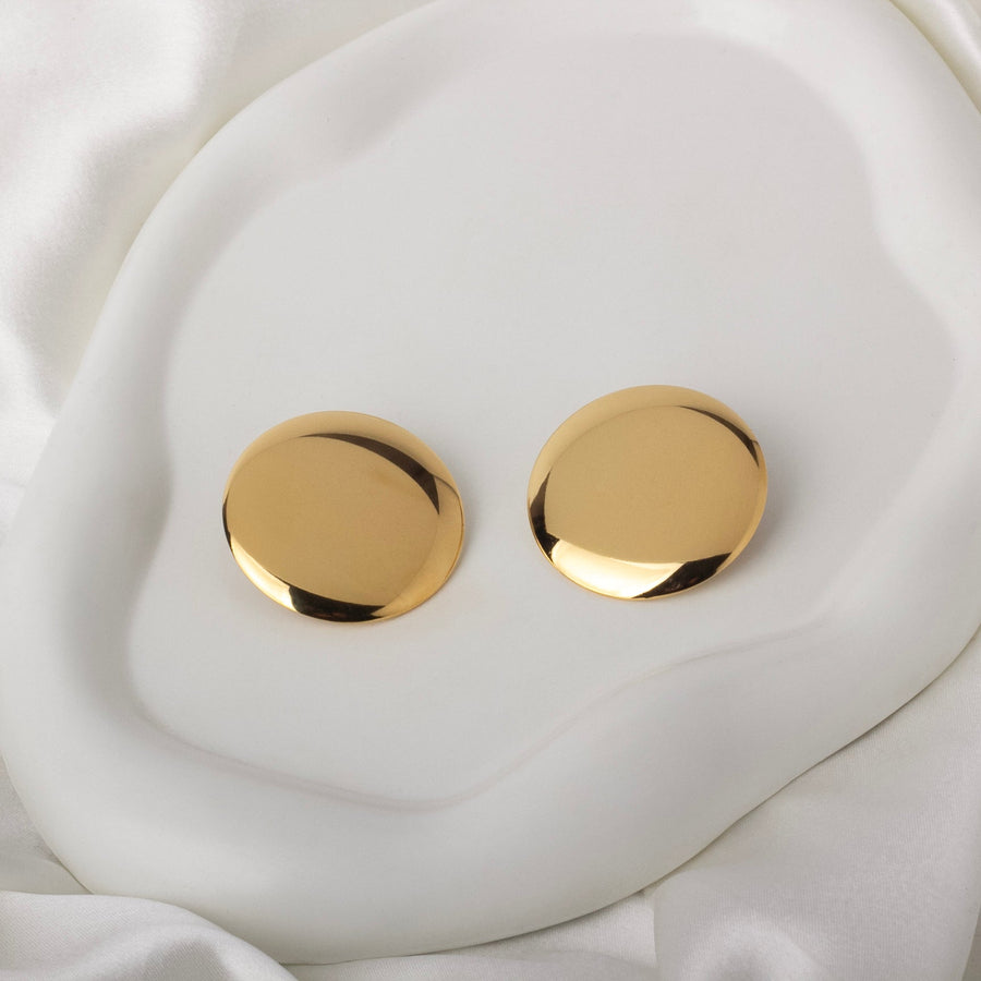 Chic Gold Circle Earrings