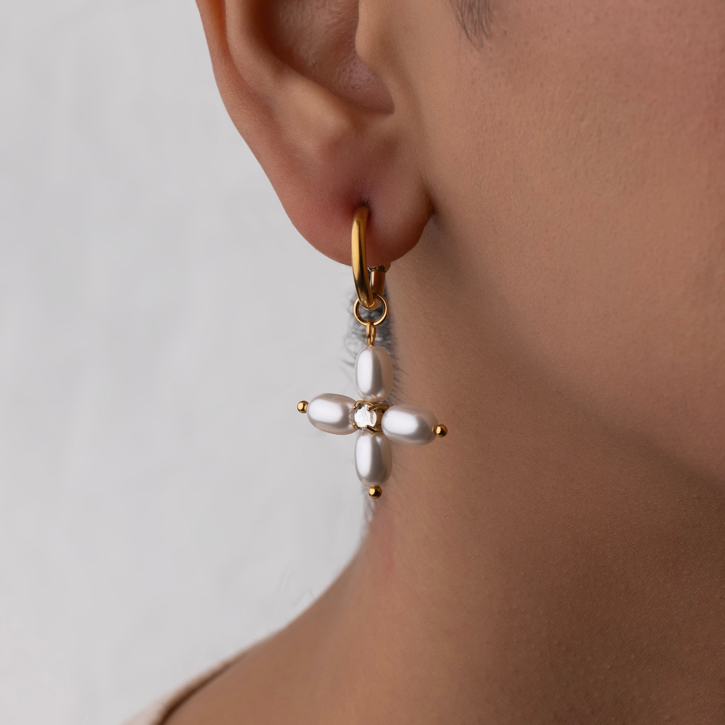 Pearl Glow Hoop Earrings