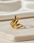 Curved Elegance Ring