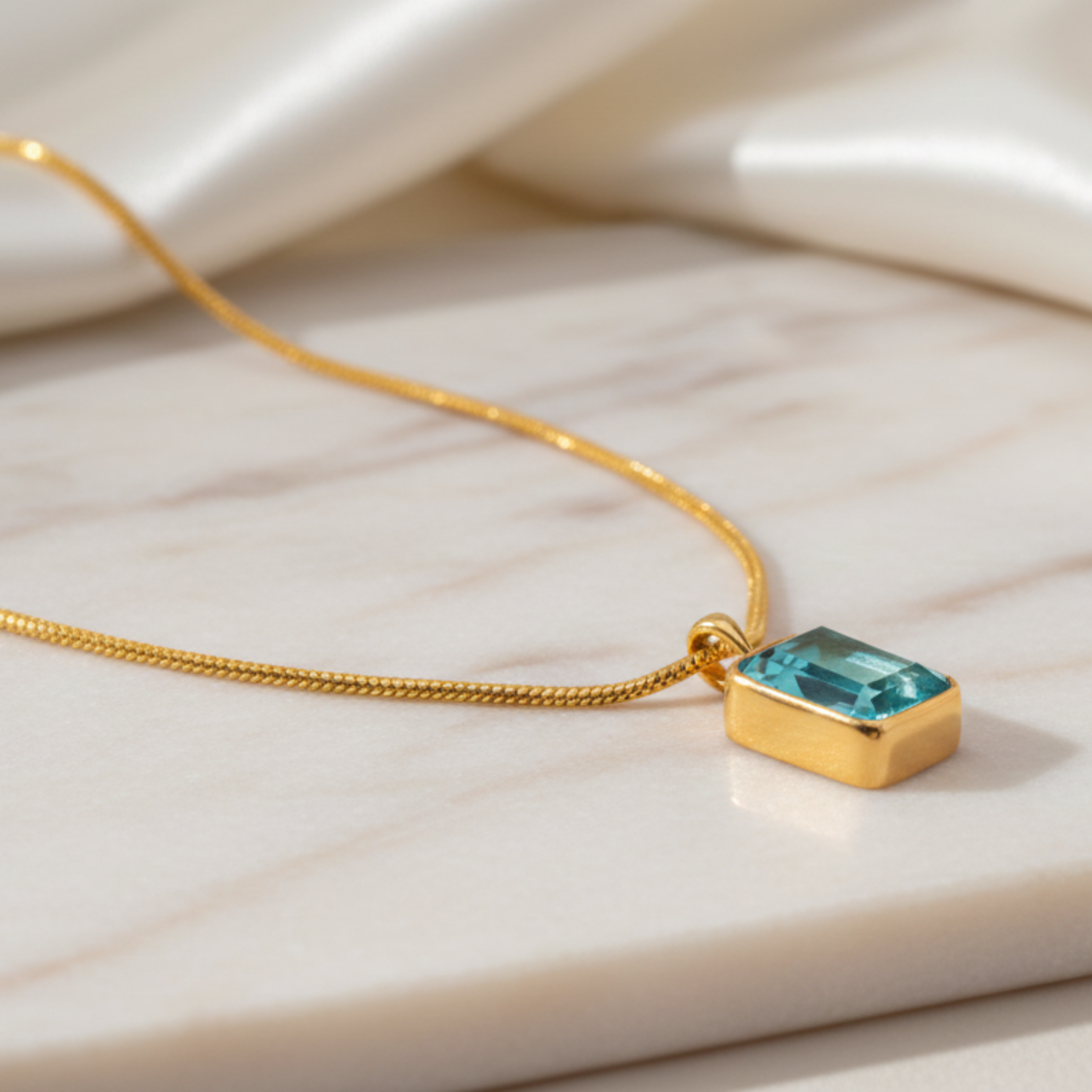 The Athena Aquamarine Pendant Necklace