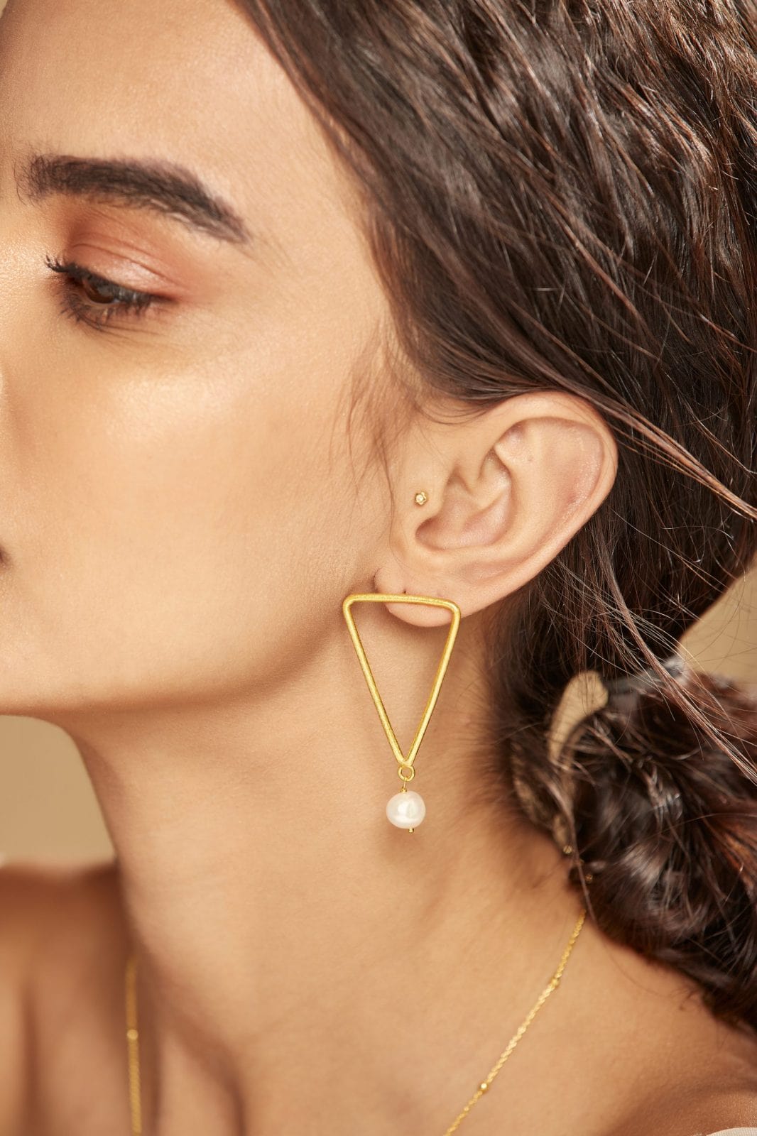 pearl, trigon, earring, jewelry, fashion, style, elegance