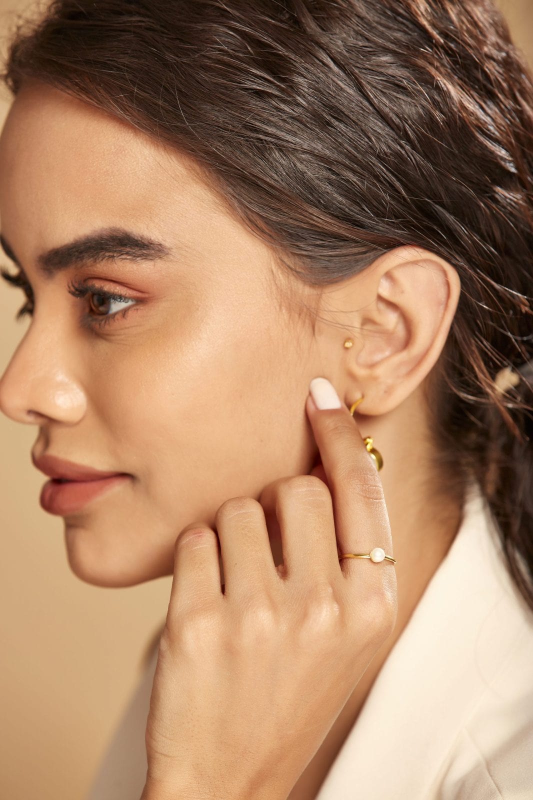 pearl, minimal, ring, elegant, delicate, understated, sophisticated