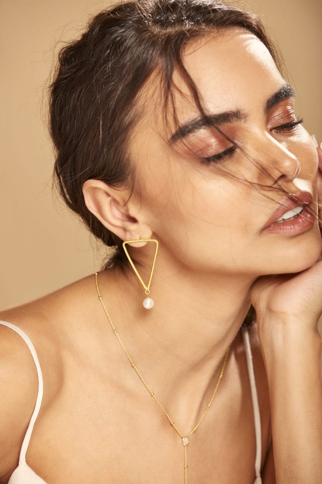 pearl, trigon, earring, jewelry, fashion, style, elegance