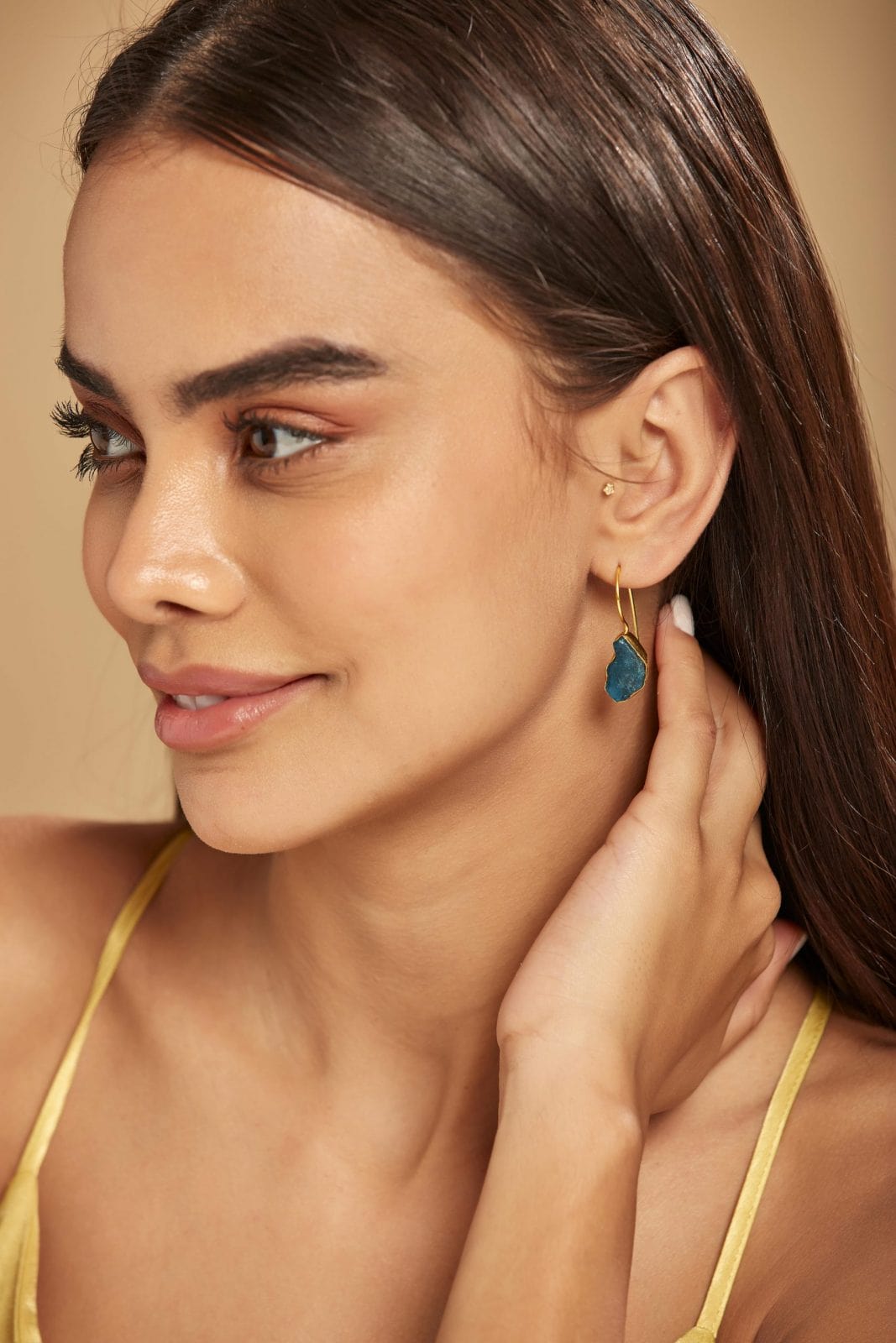 dark sea earring, oceanic jewelry, black pearl accessory, nautical fashion